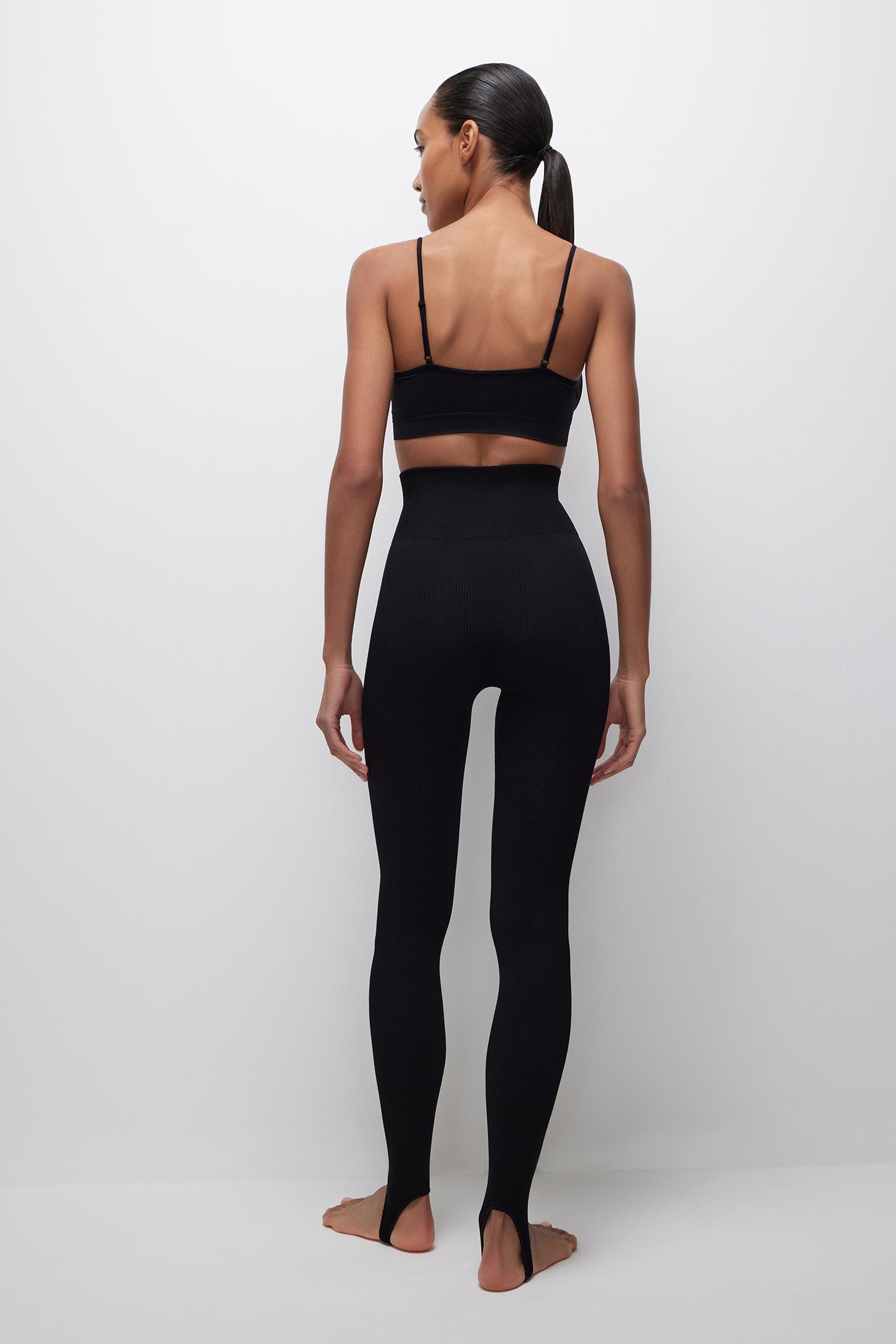 Ribbed bamboo leggings with stirrups – фото № 4