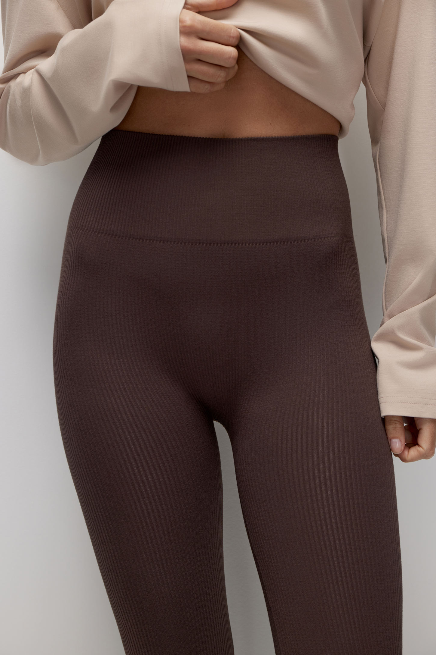 Leggings with ribbed bamboo straps Essentials – фото № 4